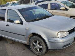 Photo of the vehicle Volkswagen Golf