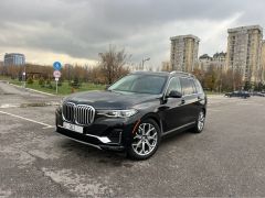 Photo of the vehicle BMW X7