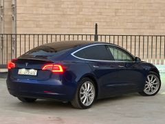 Фото авто Tesla Model 3