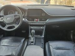 Сүрөт унаа Hyundai Grandeur