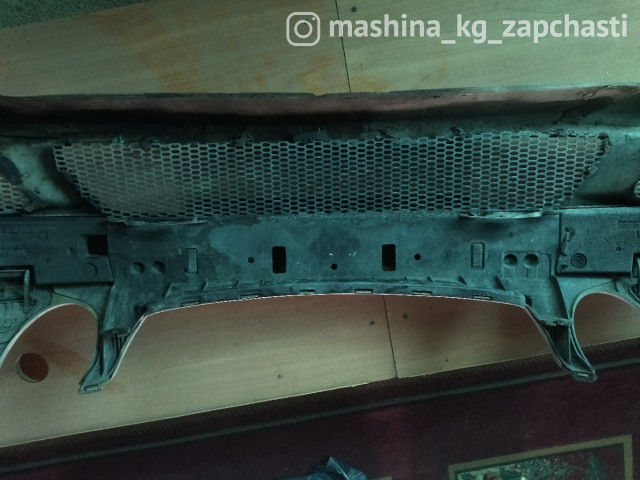 Spare Parts and Consumables - Продам бампер на мерс 211 - 55 с 2006 по 2009 год подойдёт бампер на M