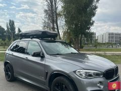 Photo of the vehicle BMW X5