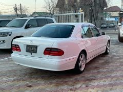 Photo of the vehicle Mercedes-Benz E-Класс