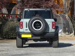 Фото авто Ford Bronco