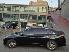 Photo of the vehicle Hyundai Sonata