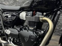 Photo of the vehicle Triumph T100