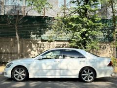 Сүрөт унаа Toyota Crown