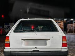 Photo of the vehicle Mercedes-Benz W124