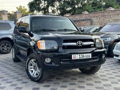 Сүрөт унаа Toyota Sequoia