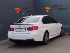 Photo of the vehicle BMW 3 Series