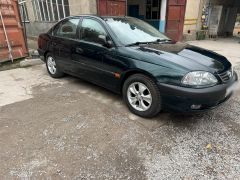 Сүрөт унаа Toyota Avensis