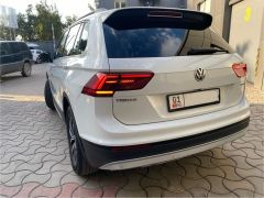 Фото авто Volkswagen Tiguan