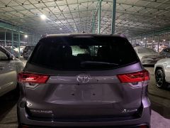 Сүрөт унаа Toyota Highlander