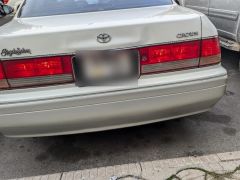 Photo of the vehicle Toyota Crown