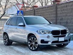 Photo of the vehicle BMW X5