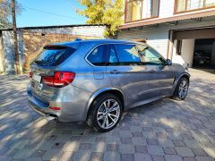 Photo of the vehicle BMW X5