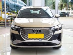 Сүрөт унаа Audi Q4 e-tron