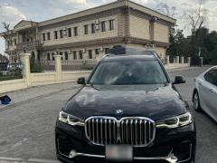 Фото авто BMW X7