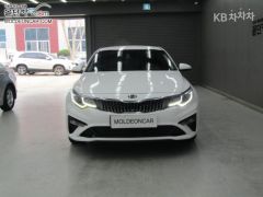 Photo of the vehicle Kia K5