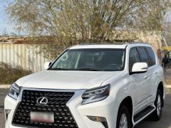 Photo of the vehicle Lexus GX