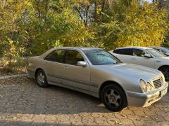 Photo of the vehicle Mercedes-Benz E-Класс