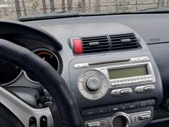 Photo of the vehicle Honda Jazz