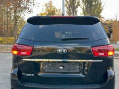 Photo of the vehicle Kia Carnival