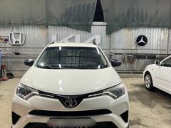 Сүрөт унаа Toyota RAV4