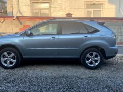 Photo of the vehicle Lexus RX