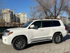 Сүрөт унаа Toyota Land Cruiser