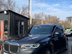 Сүрөт унаа BMW X7