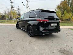 Сүрөт унаа Toyota Sienna