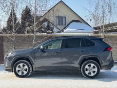 Сүрөт унаа Toyota RAV4