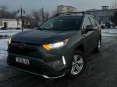 Сүрөт унаа Toyota RAV4