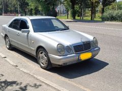 Фото авто Mercedes-Benz E-Класс