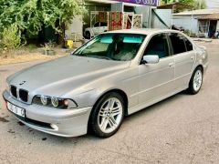 Photo of the vehicle BMW 5 Series