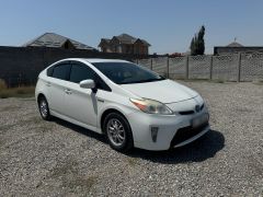 Фото авто Toyota Prius