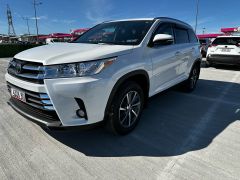 Сүрөт унаа Toyota Highlander