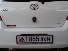 Фото авто Toyota Vitz