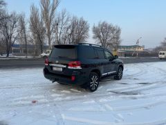 Сүрөт унаа Toyota Land Cruiser