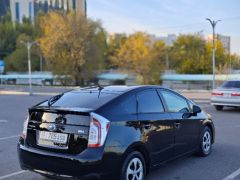 Сүрөт унаа Toyota Prius