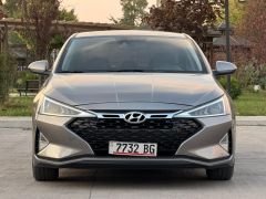 Сүрөт унаа Hyundai Elantra