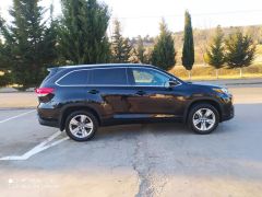 Сүрөт унаа Toyota Highlander