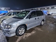 Сүрөт унаа Mitsubishi RVR