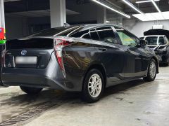 Фото авто Toyota Prius