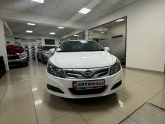 Фото авто BYD E5