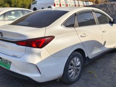 Photo of the vehicle Changan Eado