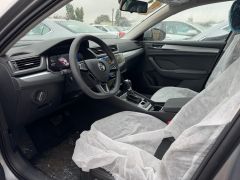 Photo of the vehicle Skoda Superb