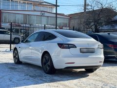 Сүрөт унаа Tesla Model 3