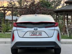 Сүрөт унаа Toyota Prius